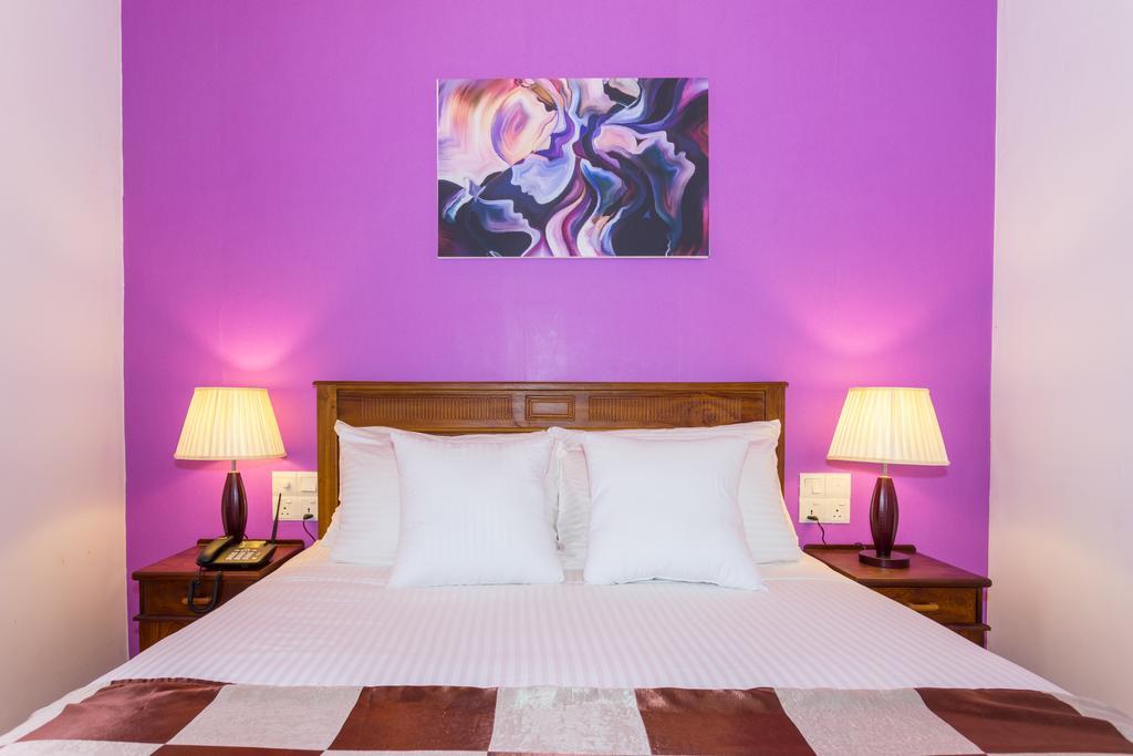 ออร์คิด วิลลา กัณฏิ Bed & Breakfast แคนดี้ ภายนอก รูปภาพ