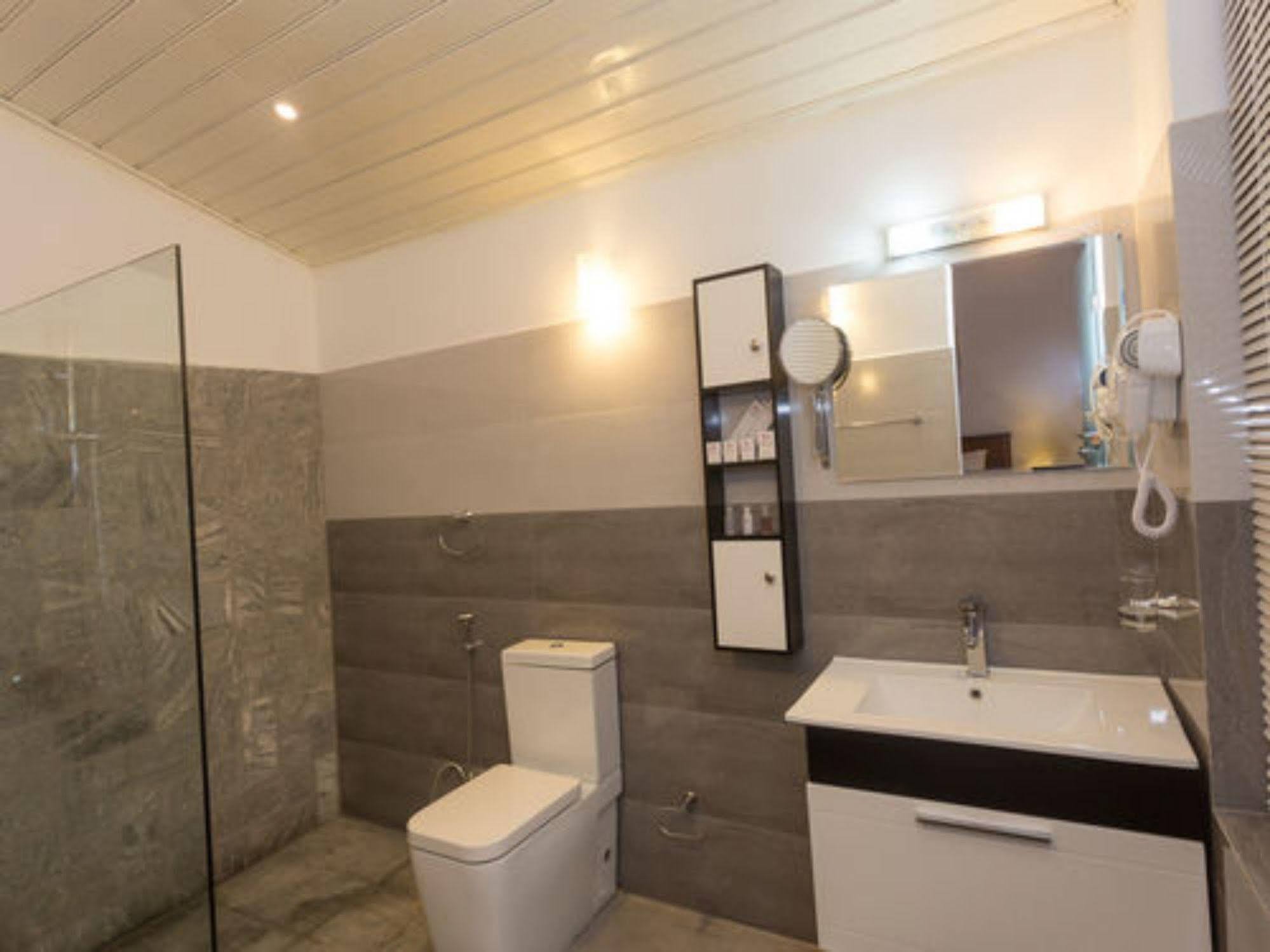 ออร์คิด วิลลา กัณฏิ Bed & Breakfast แคนดี้ ภายนอก รูปภาพ