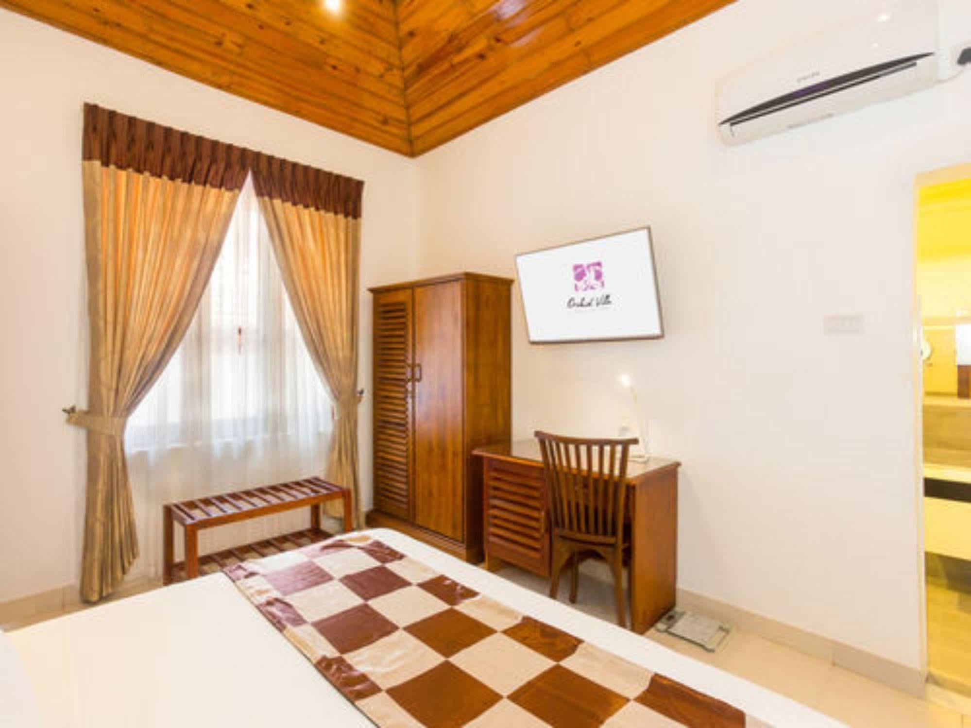 ออร์คิด วิลลา กัณฏิ Bed & Breakfast แคนดี้ ภายนอก รูปภาพ