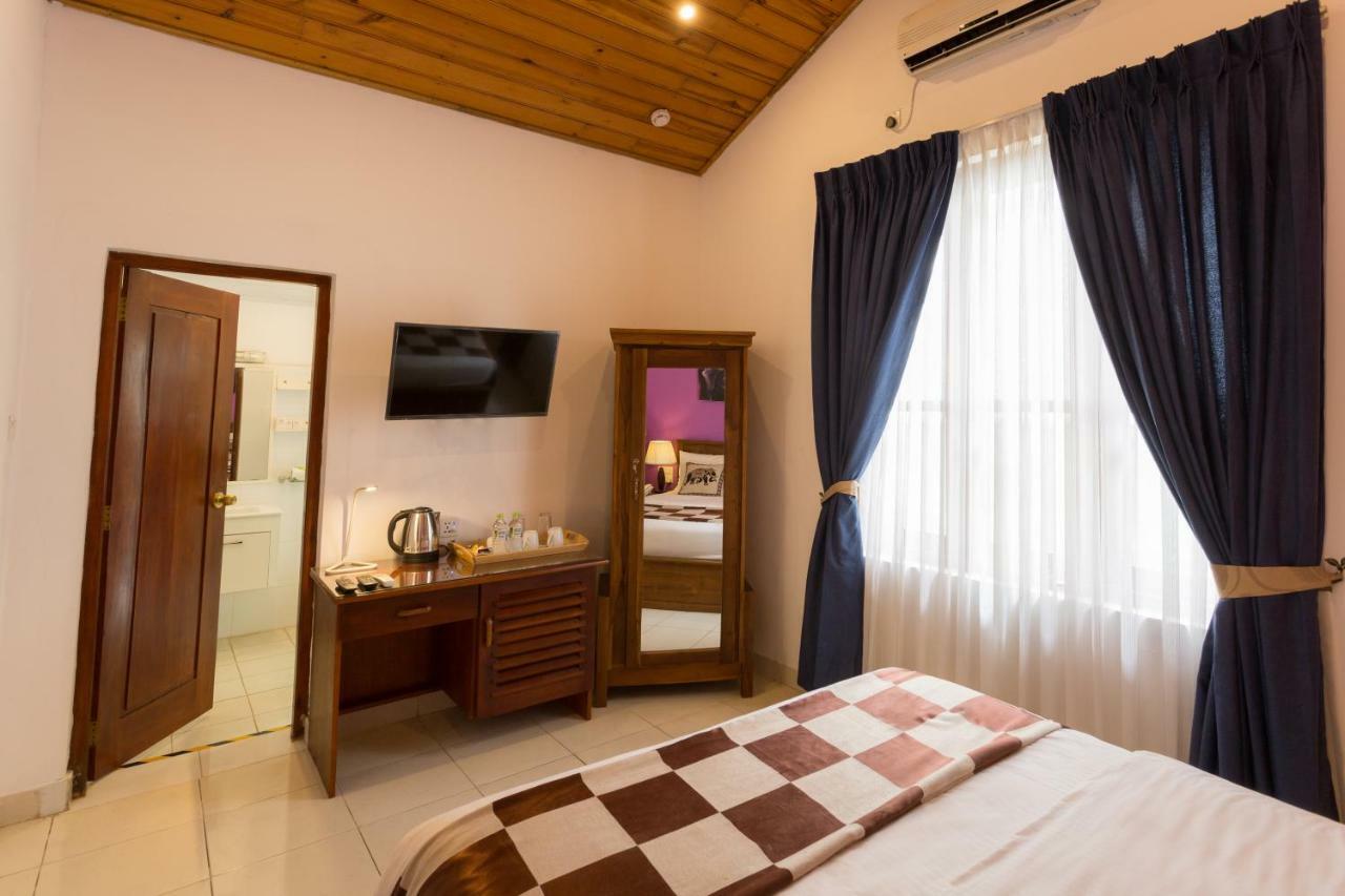 ออร์คิด วิลลา กัณฏิ Bed & Breakfast แคนดี้ ภายนอก รูปภาพ